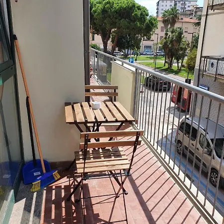 Affittacamere Casa Cynda Follonica Extérieur photo